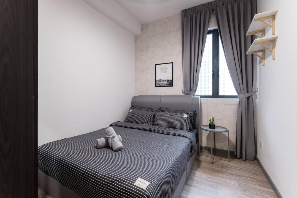 Family-friendly 3br Above Mall-poolgym Mitec